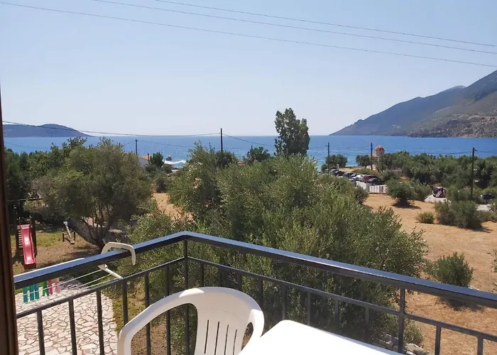 Domaine Papakonstantis Apartments To Let