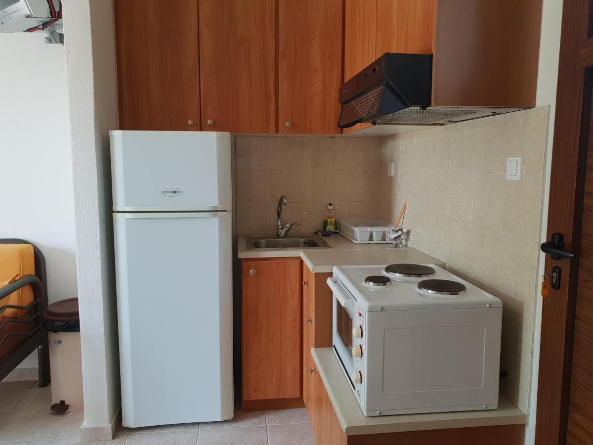Domaine Papakonstantis To Let Apartment