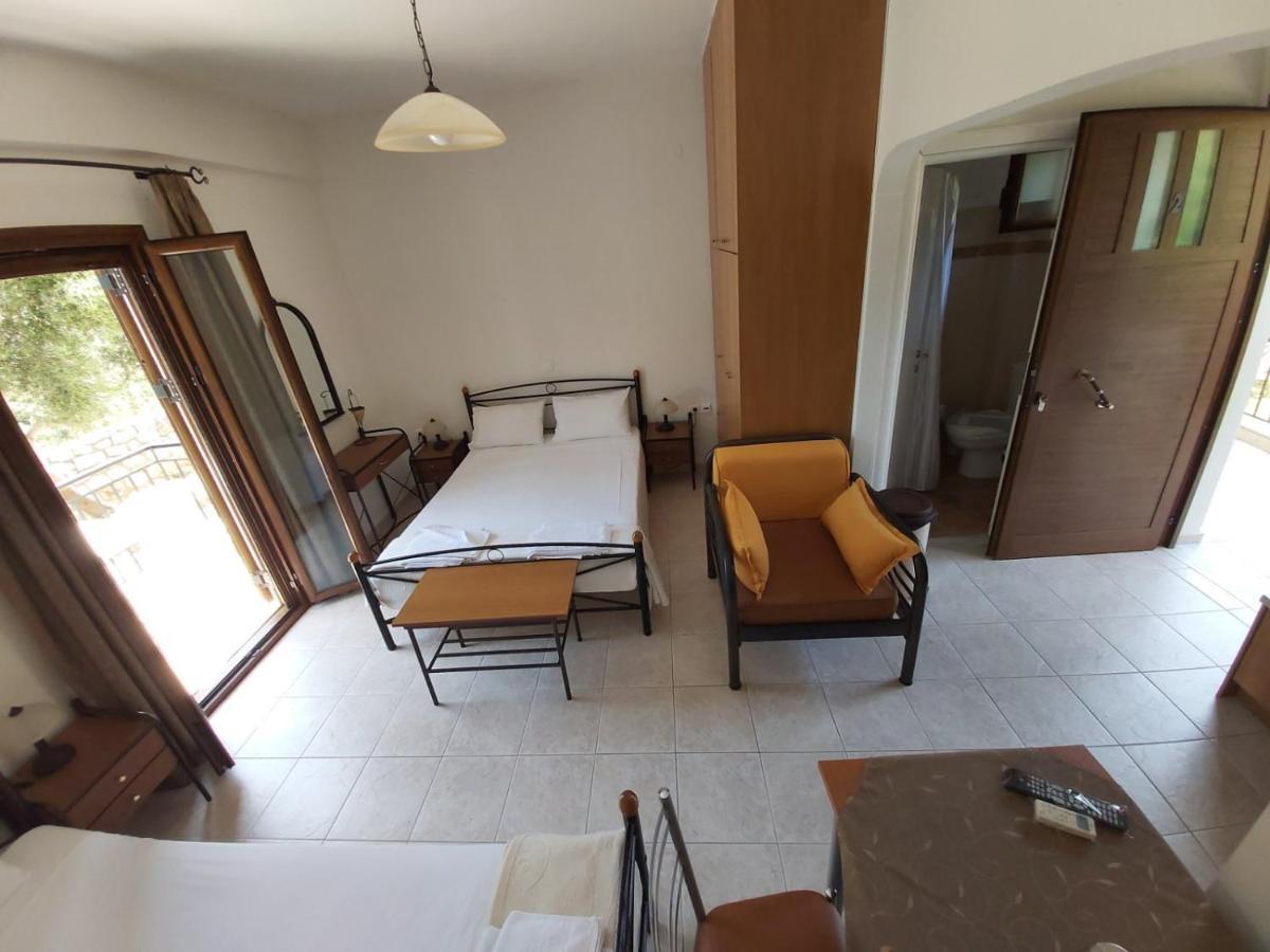 Domaine Papakonstantis To Let Apartment Skoutarion