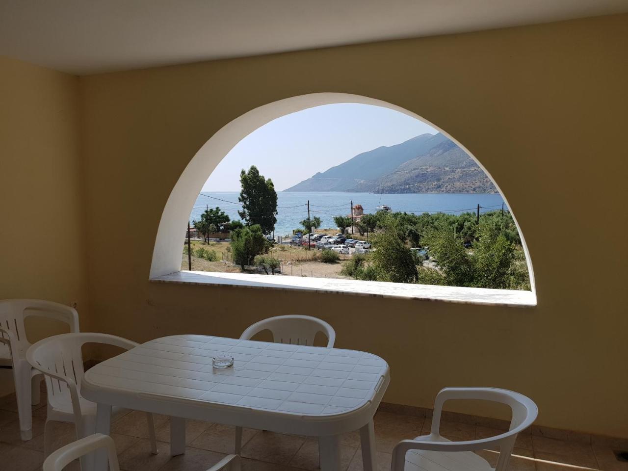 Domaine Papakonstantis To Let Apartment *