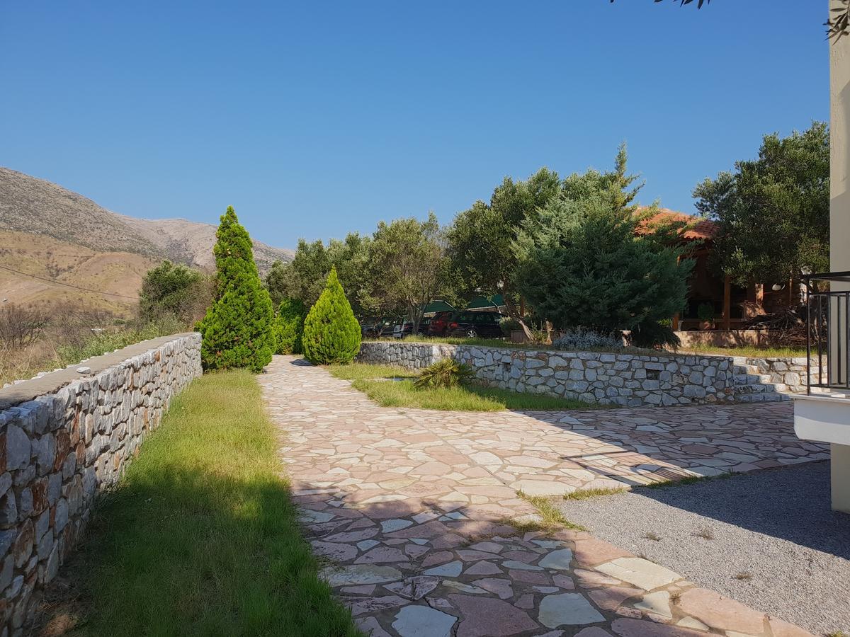 Domaine Papakonstantis To Let *